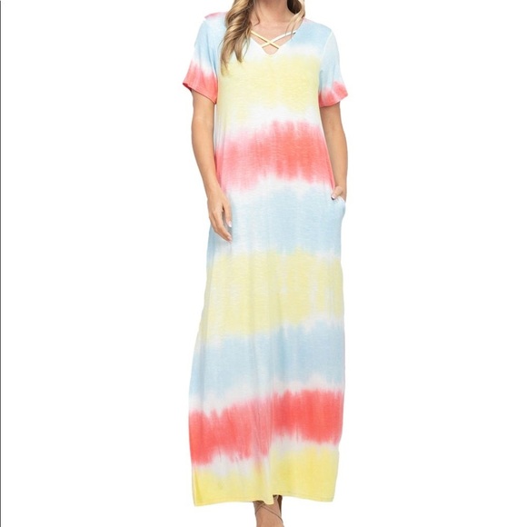 Dresses & Skirts - Coral Tie Dye Maxi Dress